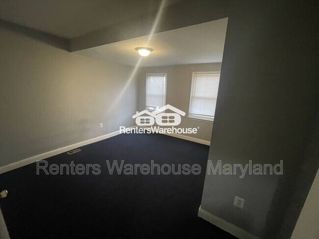 Building Photo - 1427 Poplar Grove St