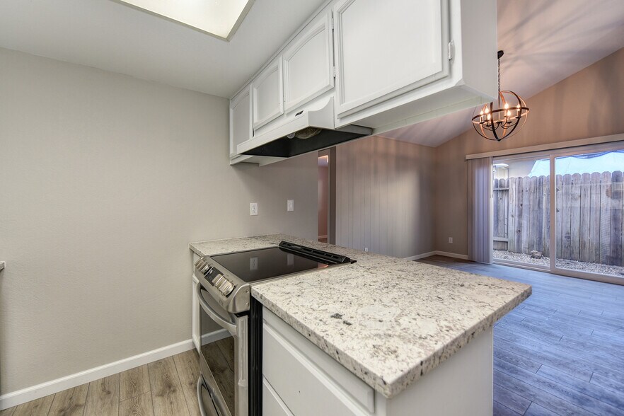 Kitchen Area - 6933 Trovita Way