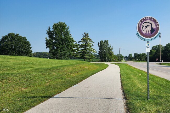 Building Photo - 4530 Village Ct