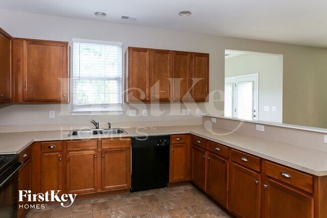 Building Photo - 11101 Dulin Creek Blvd