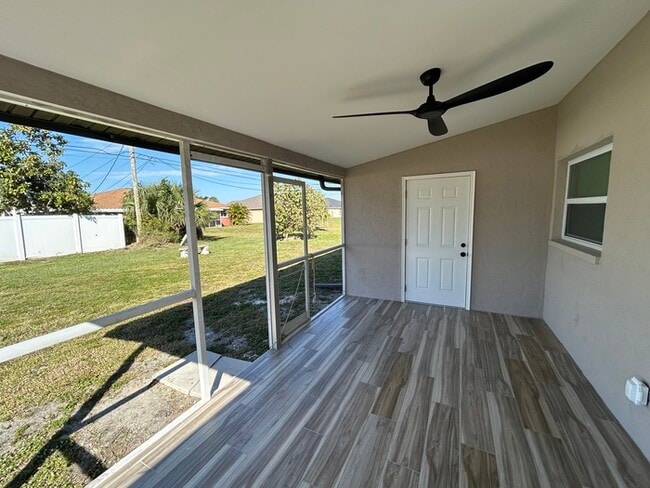 Building Photo - SE Cape Coral Duplex Unit