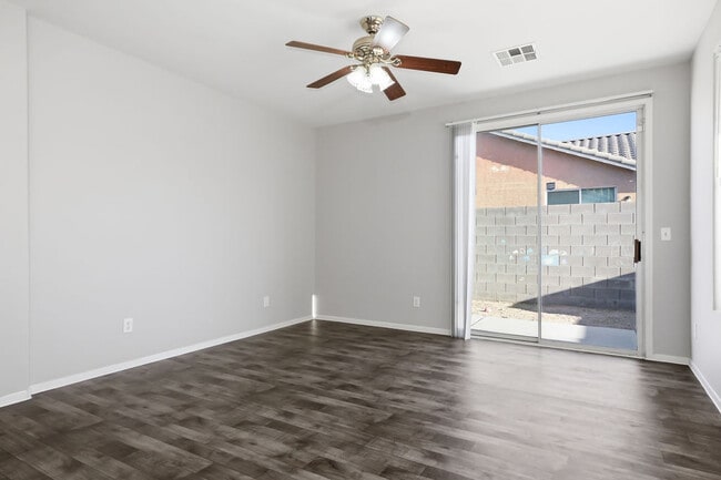 Building Photo - 2529 Rainbow Cactus Ct