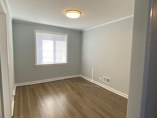 Building Photo - 500 Braeside Rd