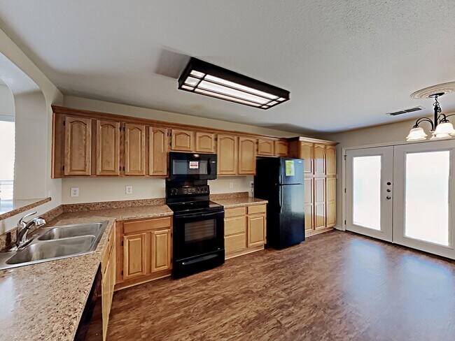 Building Photo - 2727 Point Sur