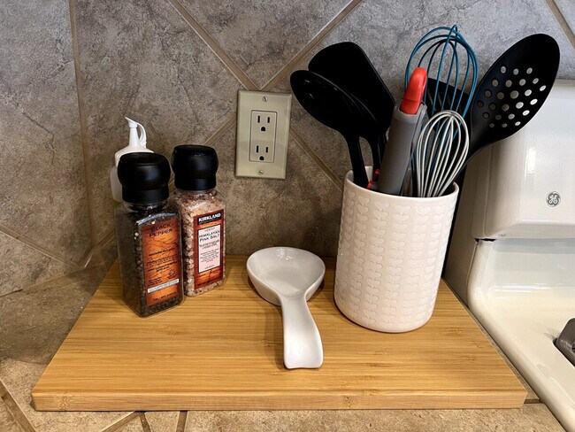 Building Photo - 1932 Sonoma Ranch Blvd