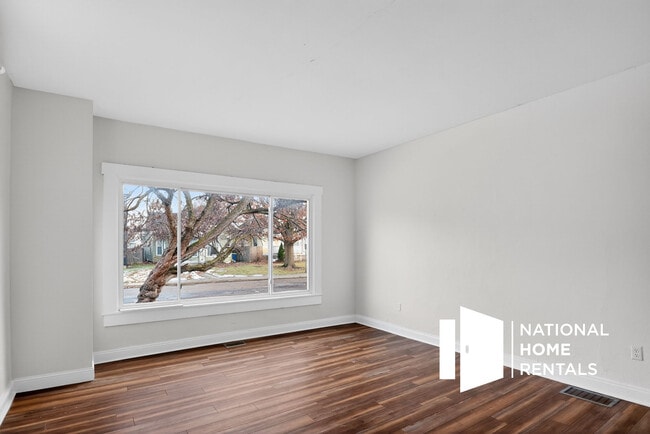 Building Photo - 1418 Olive St