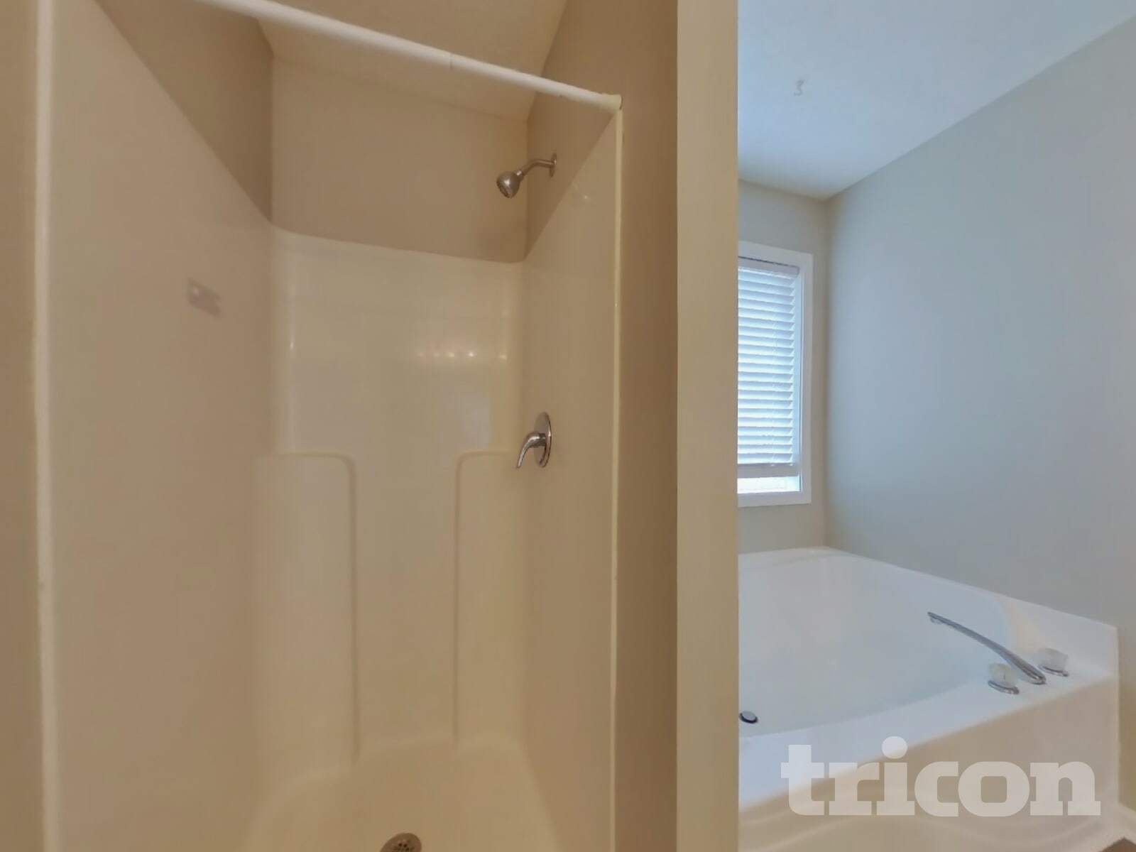 Building Photo - 581 Meadow Spring Dr