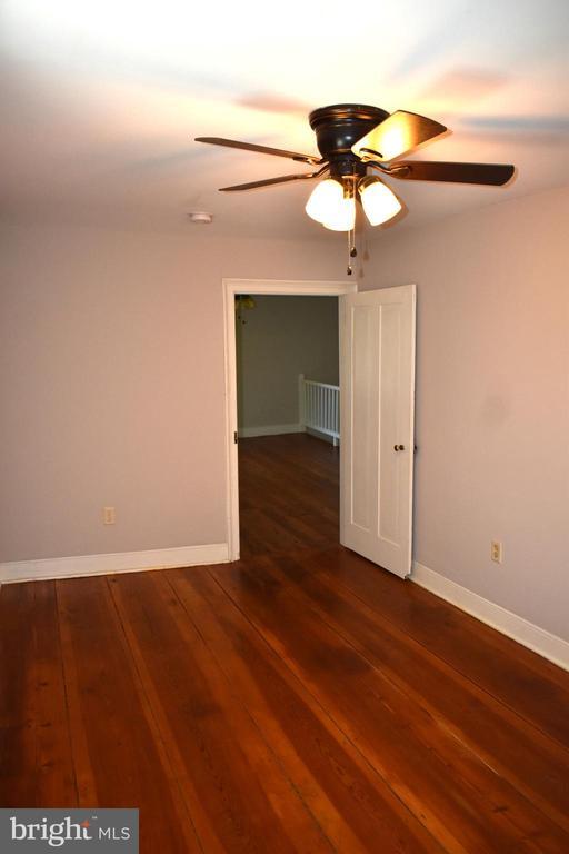 Building Photo - 12979 Buchanan Trail W