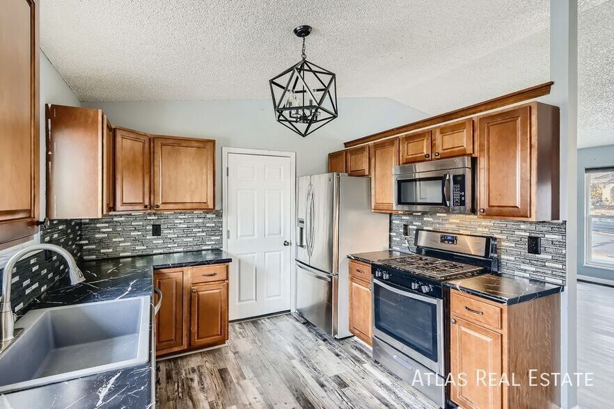 Building Photo - 5485 Trout Creek Pass Dr