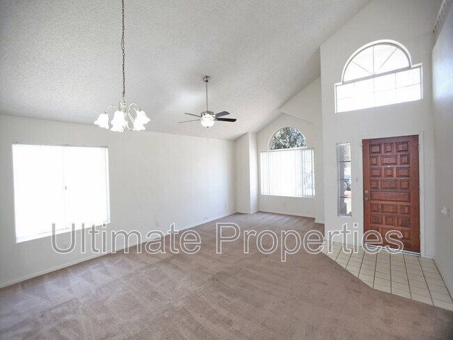 Building Photo - 3128 N Ivory Ln