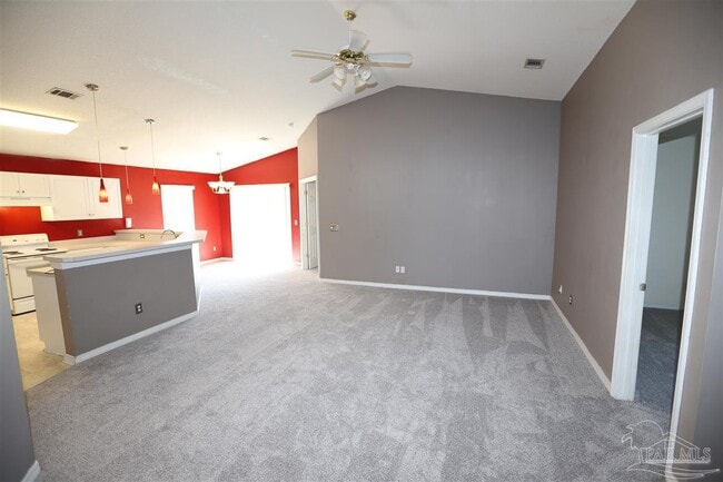 Building Photo - 319 Mizzen Ln