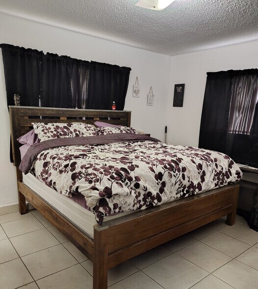 Building Photo - 1108 Carefree Cove Dr