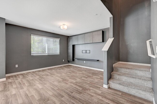 Building Photo - 2021 TOWNHOME IN GATED COMMUNITY N LAS VEGAS