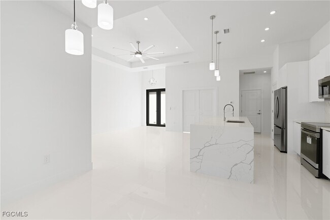 Building Photo - 2503 41st St W