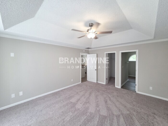 Building Photo - 10342 Commons Crossing