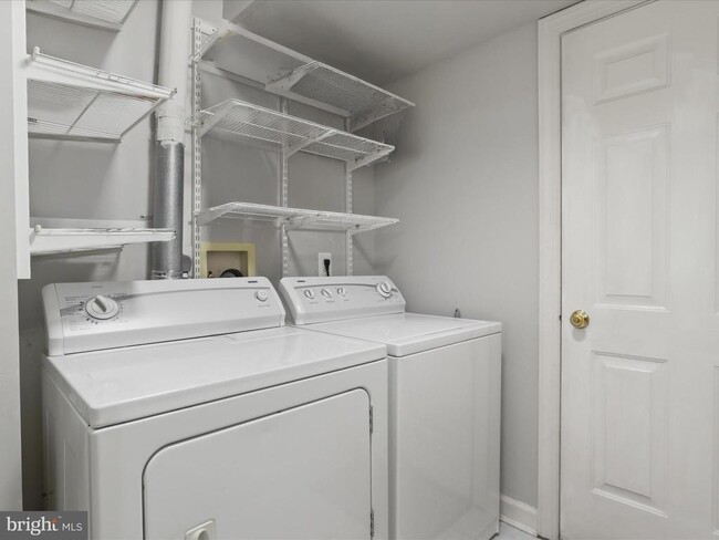 Building Photo - 4302 Thomas Brigade Ln