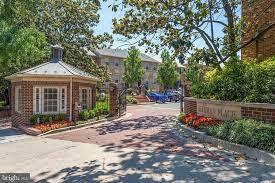 Building Photo - 1670 Beekman Pl NW