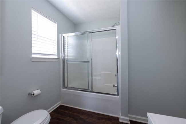 Building Photo - 3690 Manor Ct SW