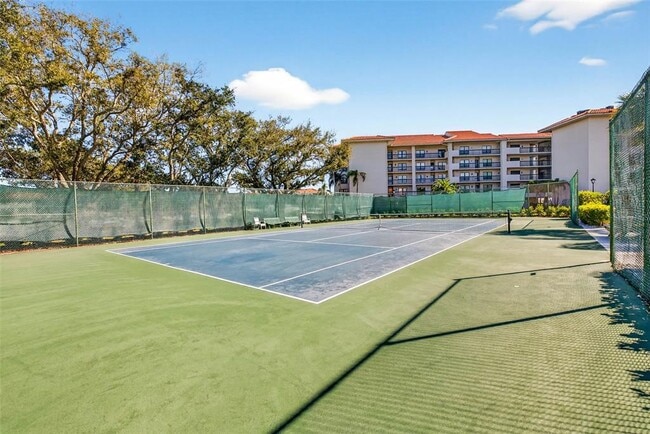 Building Photo - 1805 Mariner Dr