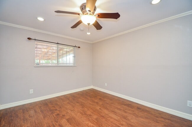 Building Photo - 12123 Ryewater Dr