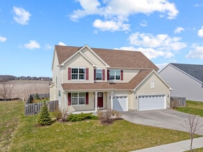 Building Photo - 1812 Empress Dr