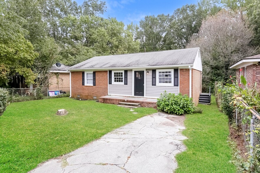 Building Photo - 36 Shady Ln