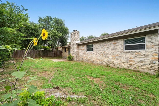 Building Photo - 12902 Lamplight Village Ave
