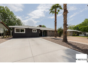 Building Photo - In the Heart of Tempe Lies a Rare 4/2 Have...