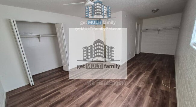 Building Photo - 8407 E Coronado Rd