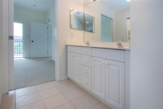 Building Photo - 7117 Strand Cir