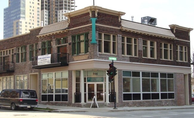 Primary Photo - Strefi Lofts