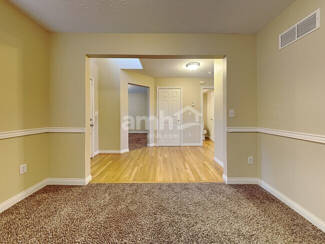 Building Photo - 10396 Lynchburg Dr