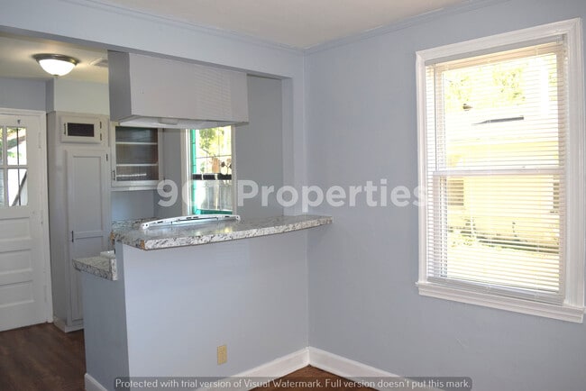 Building Photo - 3610 Marion Ave