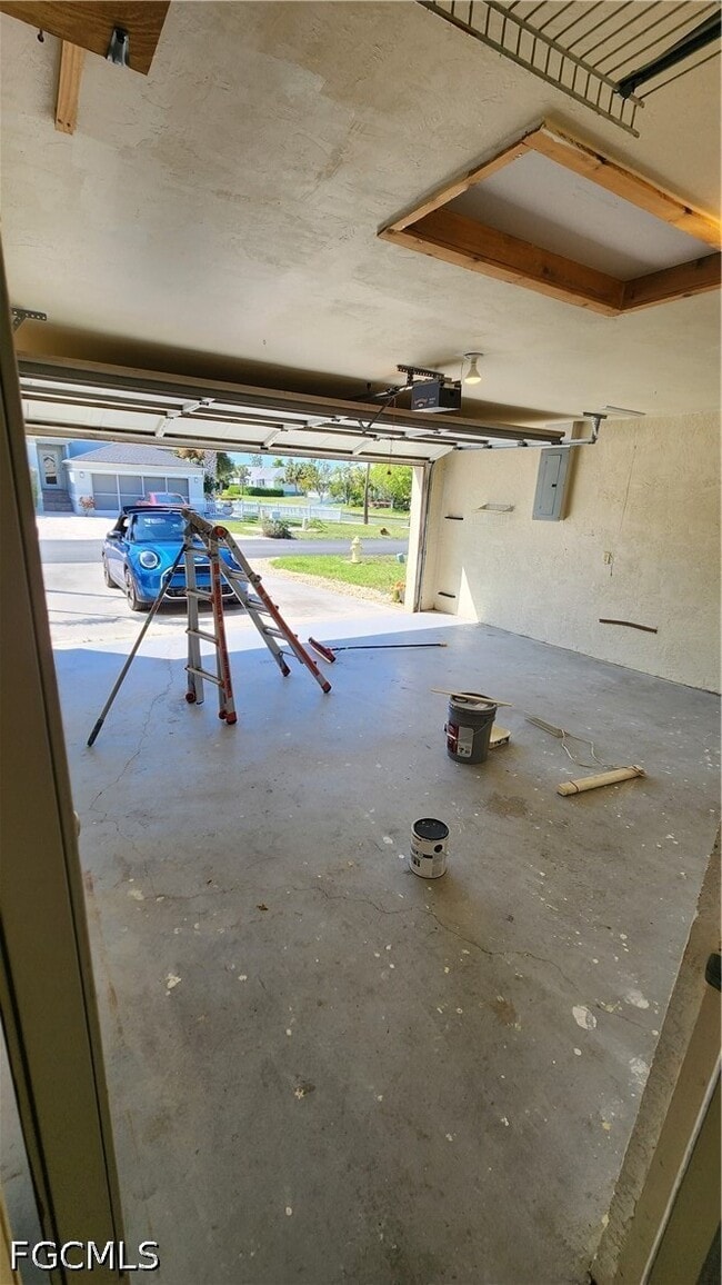 Building Photo - 6118 Montego Bay Loop