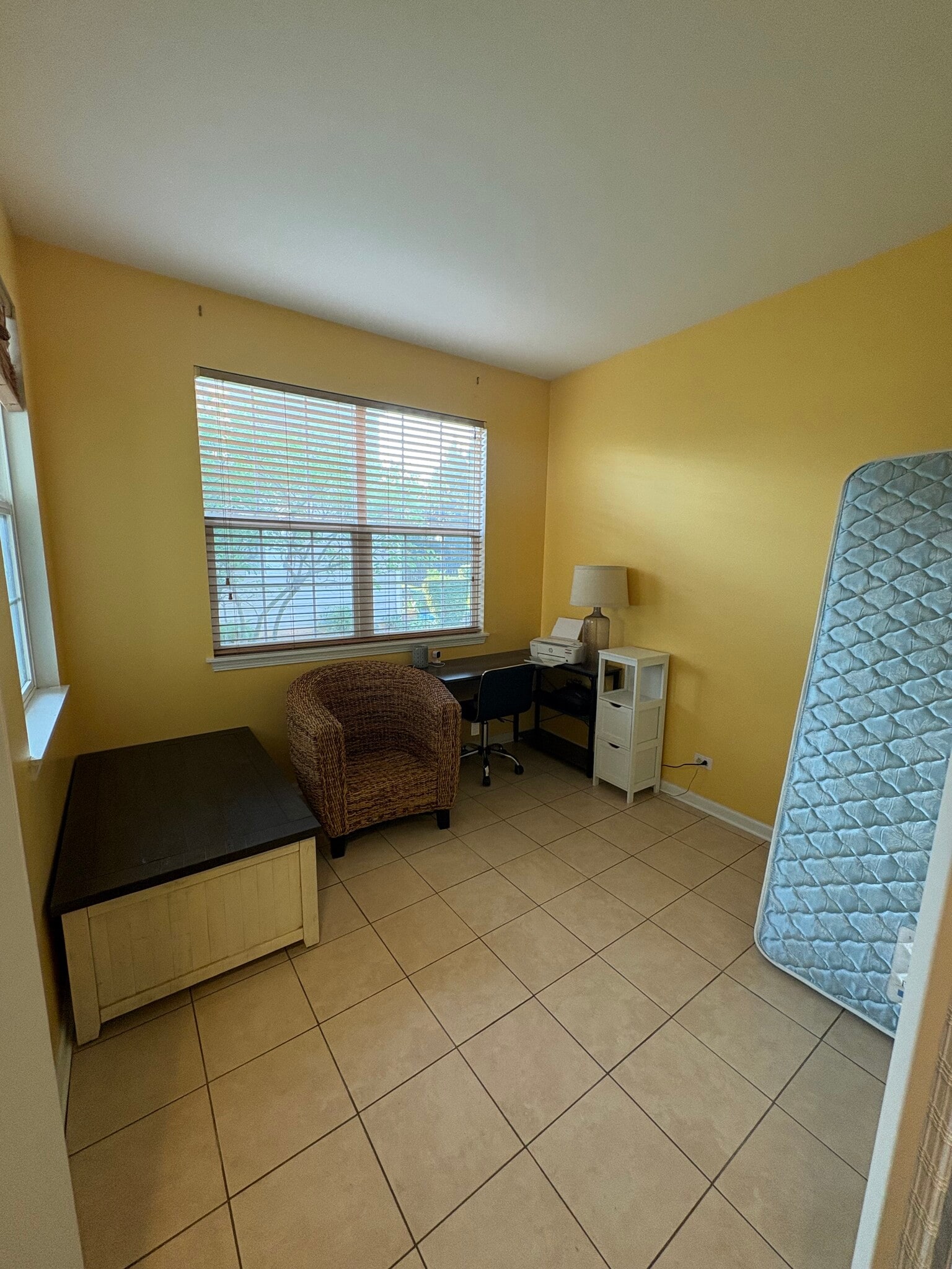 Den/Office on 1st floor - 536 W Kristina Ln