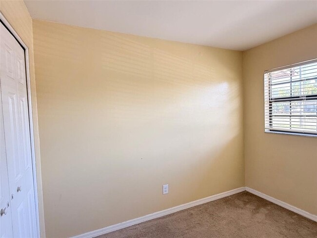 Building Photo - 1219 Julian Ln Dr