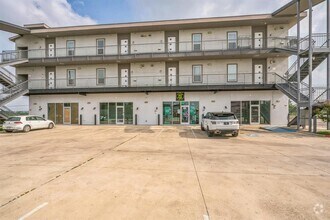 Building Photo - 4507 E Martin Luther King Jr Blvd