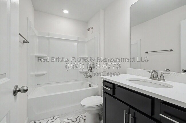 Building Photo - 3034 Stephen Pace Trl