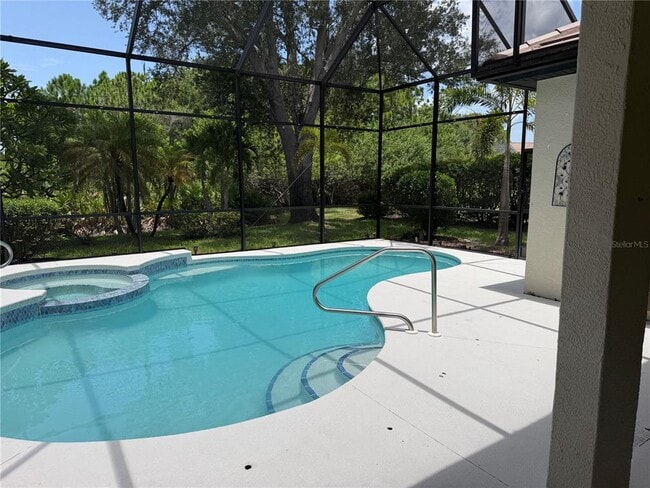 Building Photo - 6506 Waters Edge Way