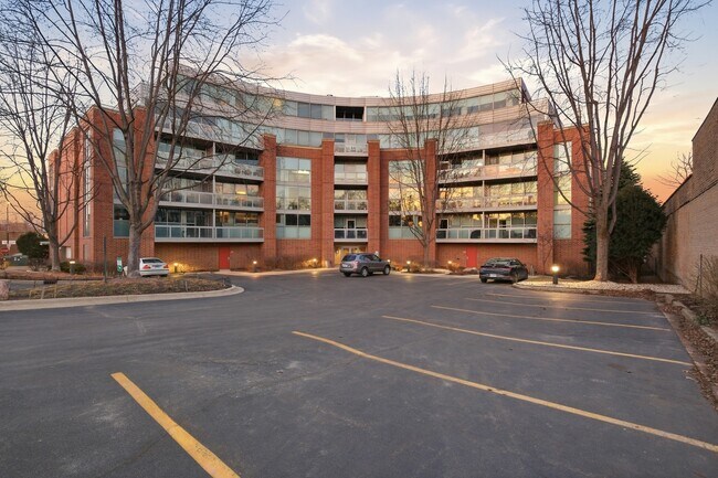 Building Photo - 1228 Emerson St