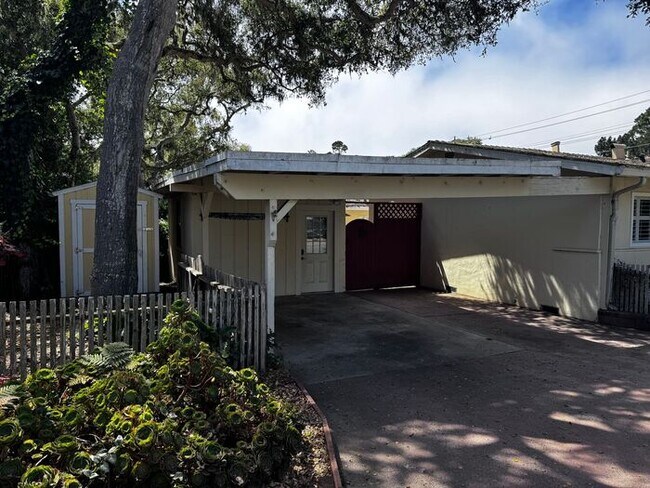 Building Photo - Charming Two Bedroom Pacific Grove Home