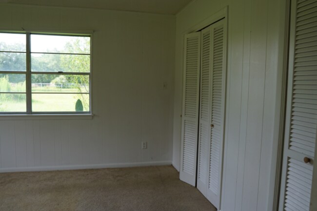 Building Photo - 14379 Duckworth Rd