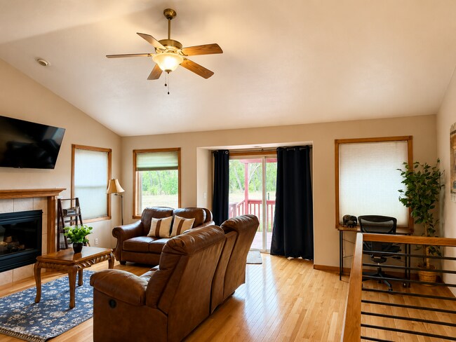 Building Photo - 601 Moose Ct