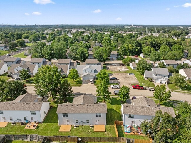 Building Photo - 2412-2414 Calder Ct.