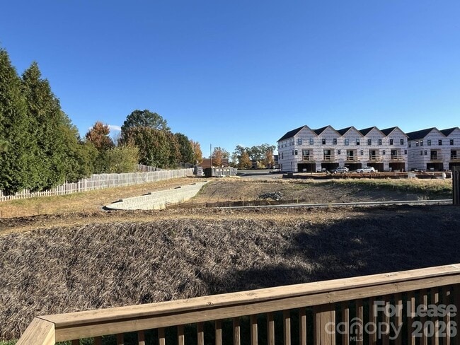 Building Photo - 3044 Parker Green Trail