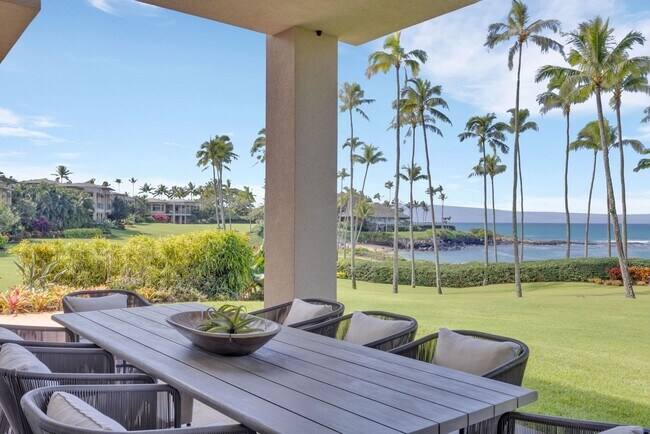 Building Photo - Luxury 3-Bed Condo at Coconut Grove. Ocean...