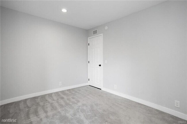 Building Photo - 3 br, 2.5 bath House - 3617 S Van Ness Ave