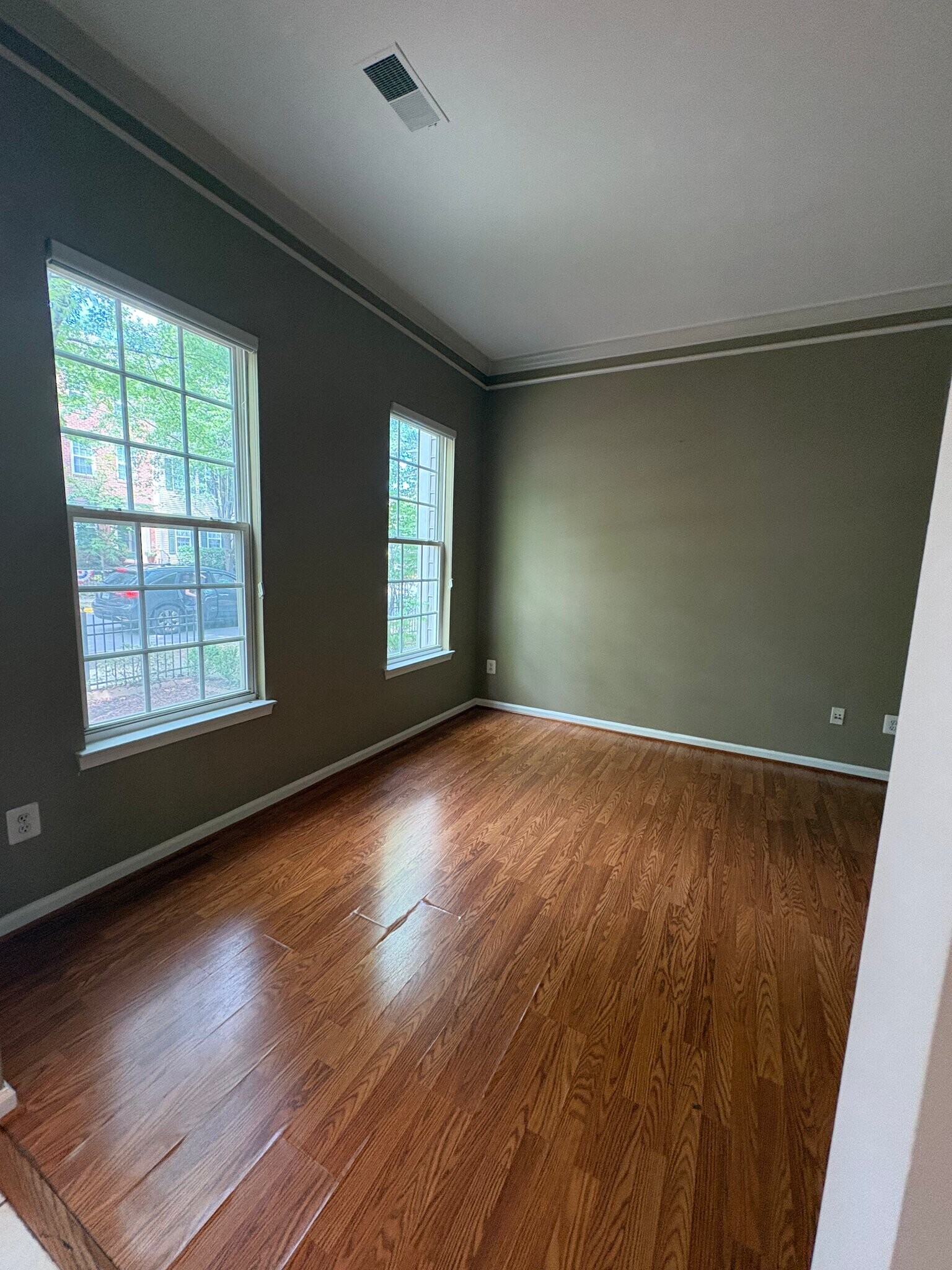 Building Photo - 20334 Bowfonds St