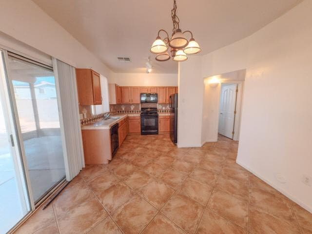 Building Photo - 1930 E 37th Ave