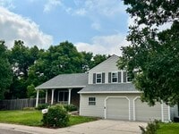 Building Photo - 4902 E Davies Dr